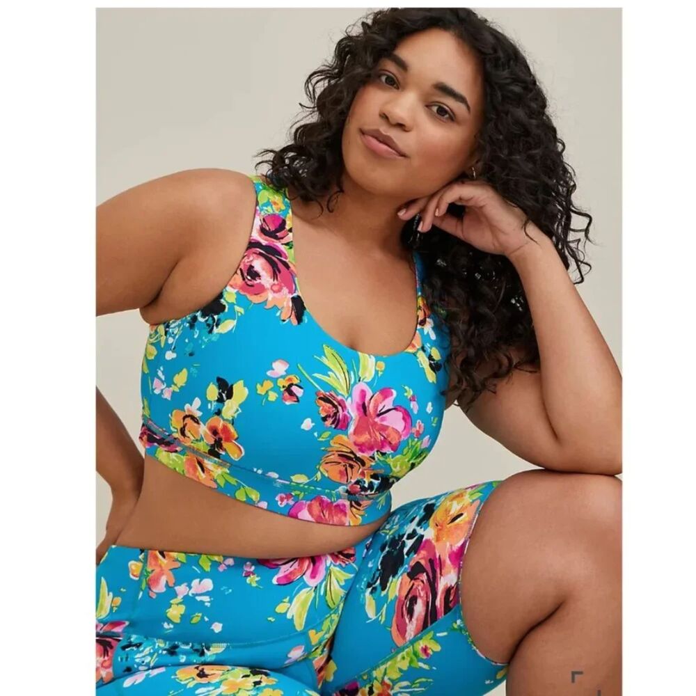 Torrid Watercolor Floral Sports Bra, 3X (D2)